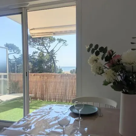 Apartment Avec Vue Sur L'ocean *